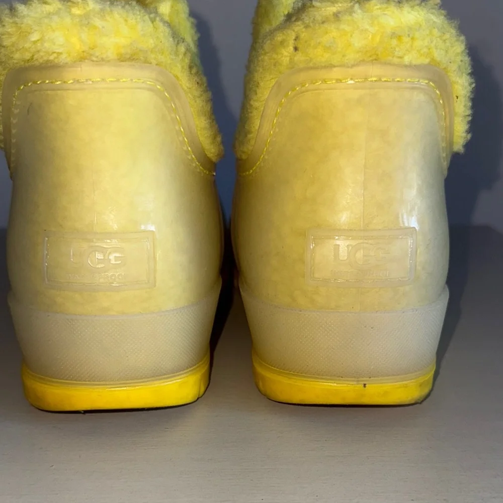 Yellow Rain Boots - Picture 4 of 7